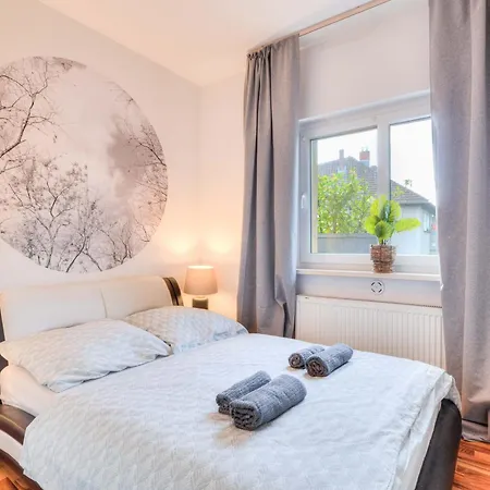 Appartement Maisonette - 2 Schlafzimmer - Cologne