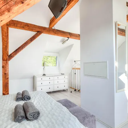 Maisonette - 2 Schlafzimmer - * Cologne